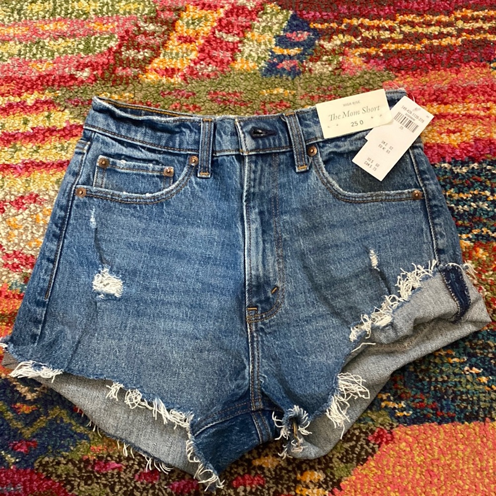 Blue medium wash High rise Abercrombie & Fitch Jean shorts. Size 25